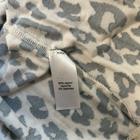 Maurices 24/7 Cream & Black Animal Print Braided Sleeve Tank Top Medium Women’s - Picture 9 of 10